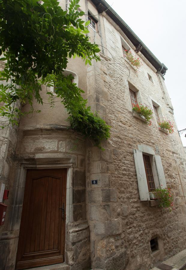 La Maison D'Alienor - Gites De Caractere A Chablis - 89 المظهر الخارجي الصورة